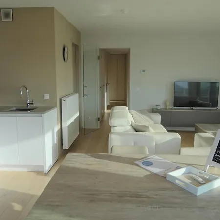 Corner With Location Apartment